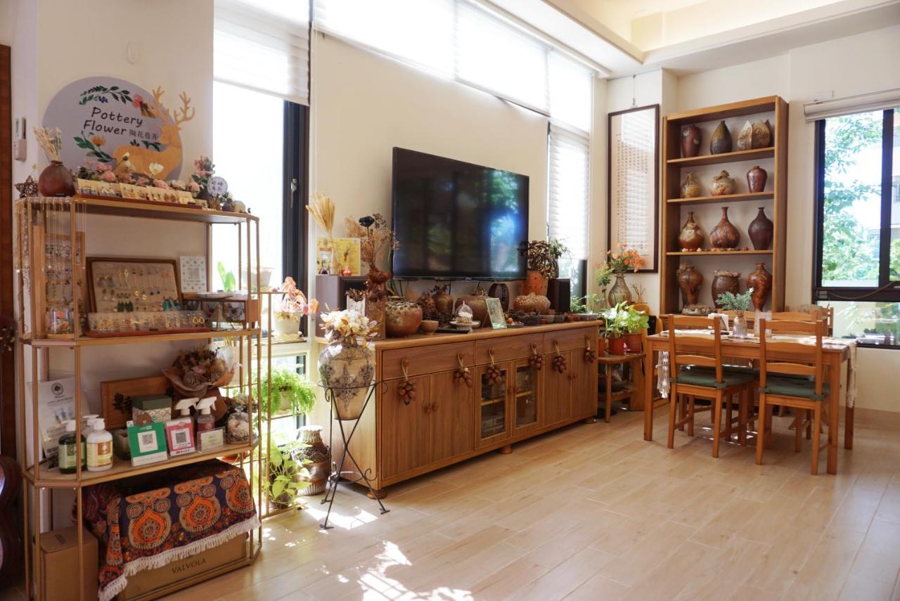 Pottery Flower B&B Чичи Экстерьер фото